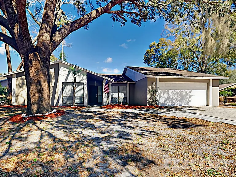 610 Oakmoss Dr — Photo 19