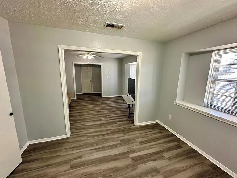4310 Cinnabar Dr — Photo 11