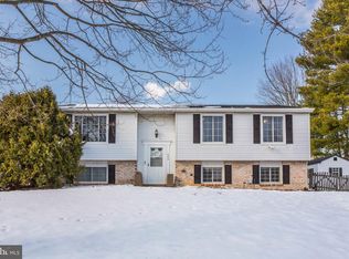 684 Sunflower Ct, Westminster, MD 21157
