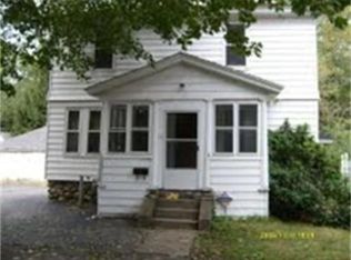 16 Fairfield St, Worcester, MA 01602