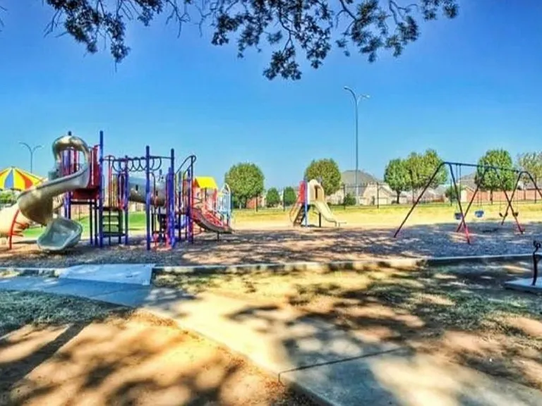 11724 Wild Pear Ln — Photo 16
