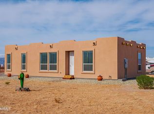52106 W Cloud Rd, Aguila, AZ 85320