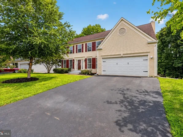 10095 Post Oak Ter, Manassas, VA 20110