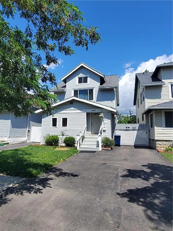 410 Lasalle Ave photo 1