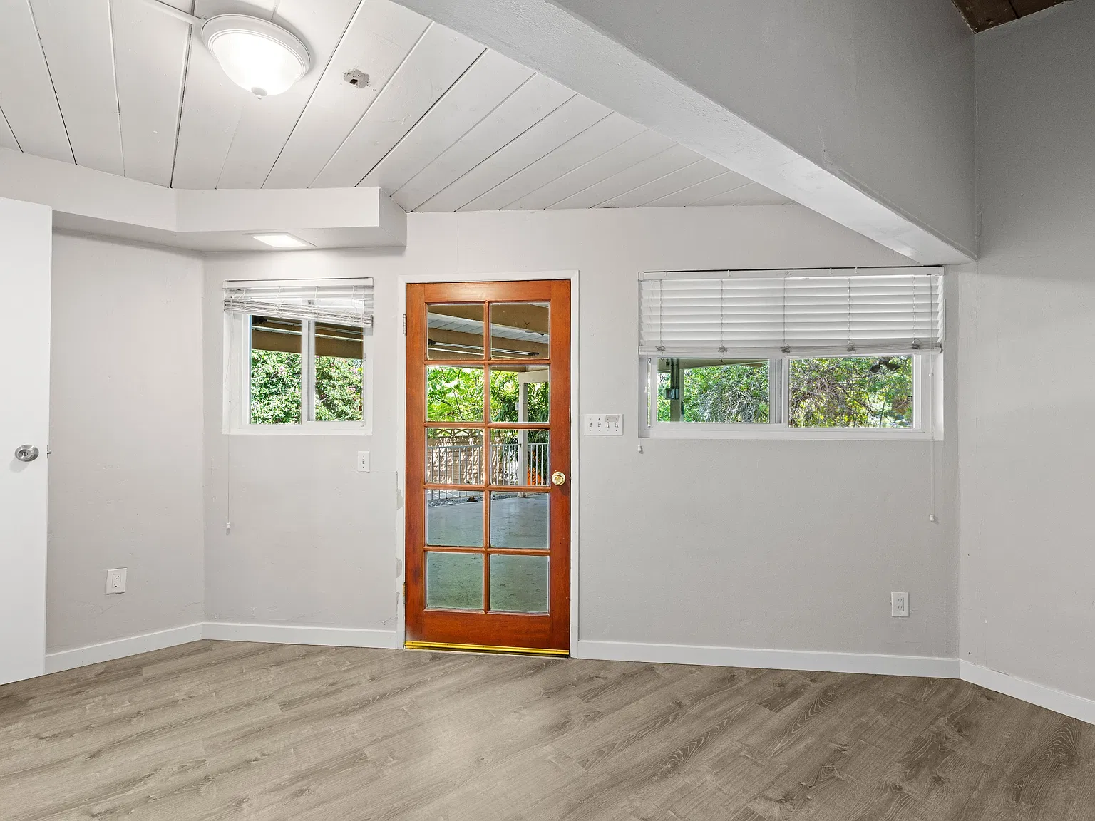 4902 54th Street - Bedroom 1 — Photo 4