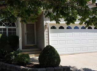 2225 W Miners Dr, Dunlap, IL 61525