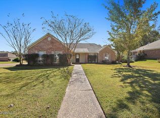 324 Big Oak Dr, Florence, MS 39073