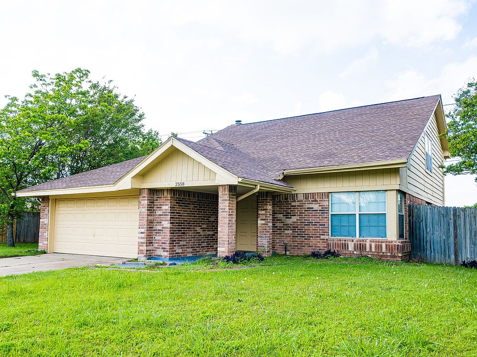 1st image of 2558 Slaton Dr