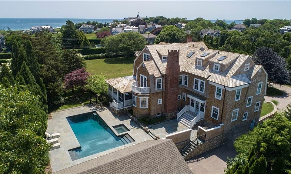 2 Ninigret Ave Westerly, RI, 02891 Apartments for Rent Zillow