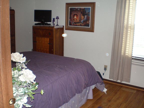 2nd image of 6301 Kellum Dr