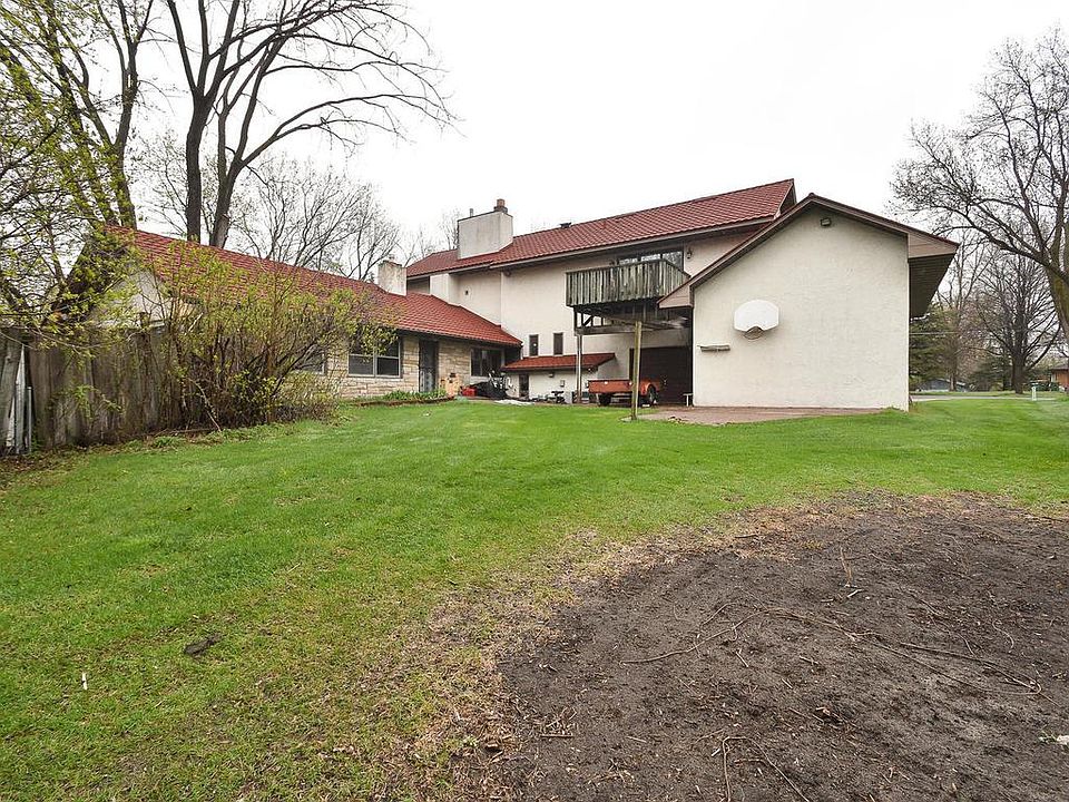8410 Palm St NW, Coon Rapids, MN 55433 | Zillow