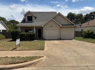 2023 Lisa Ln, San Marcos, TX 78666