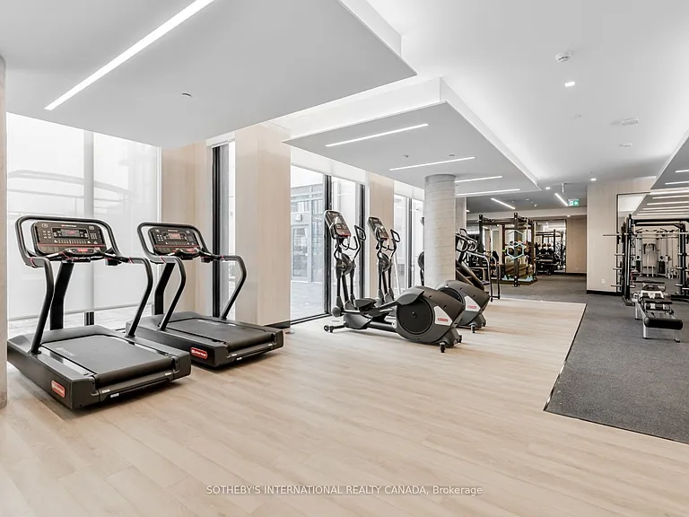 2020 Bathurst St #1221 — Photo 29
