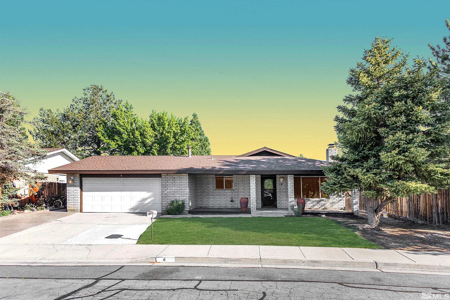 4 Bullion Dr photo 1