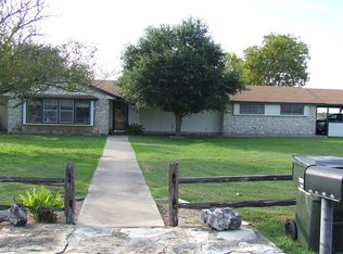 104 Fairview Rd, San Marcos, TX 78666