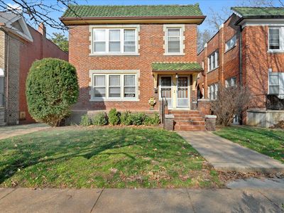 1027 Commodore Dr, Saint Louis, MO, 63117