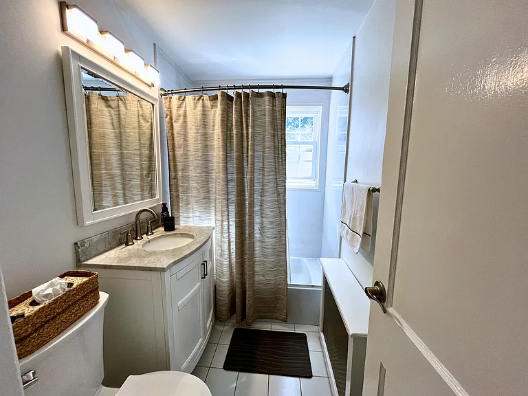 314 Lincoln Park E #314 — Photo 4