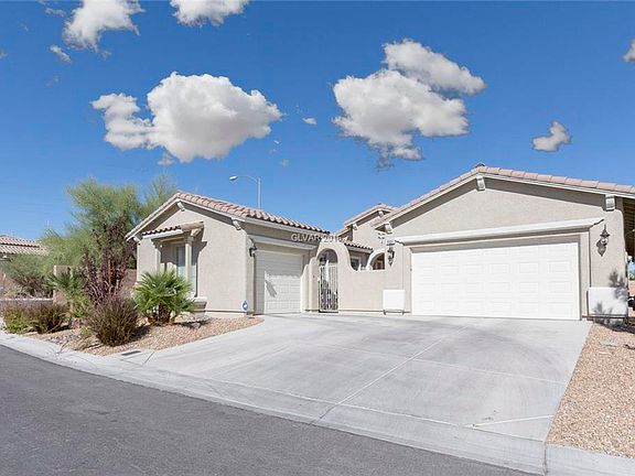 3rd image of 9964 Scenic Walk Ave