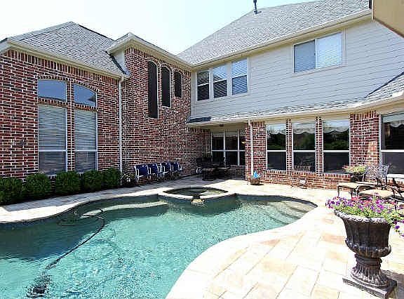 4th image of 4508 Valley Glen Dr