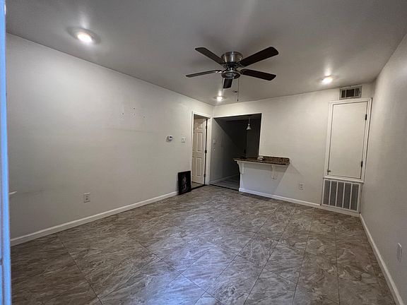 3rd image of 828 Martin Behrman Ave APT 3