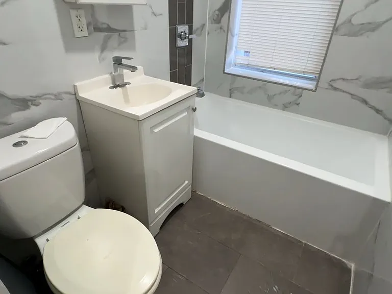 17 Kensington Ave #43E — Photo 9