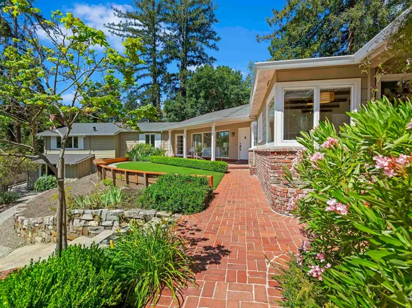 1087 Rahara Dr, Lafayette, CA 94549