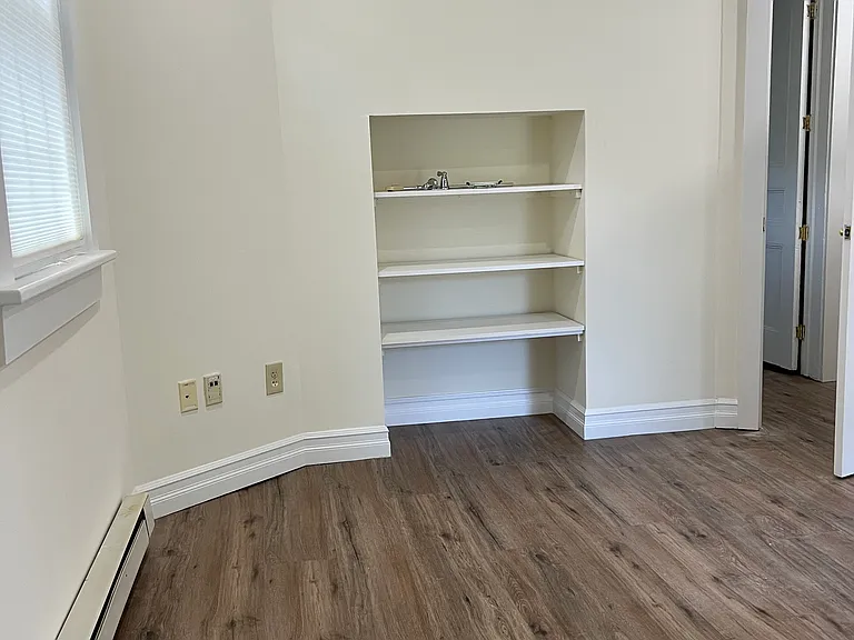 27 Prospect St #1 — Photo 7