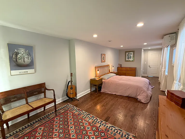 214 Warren Ave — Photo 10