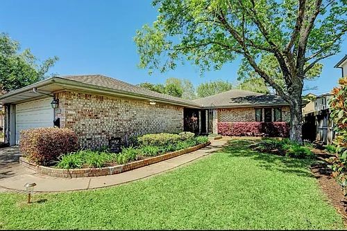 3708 Bellaire Blvd Photo 1