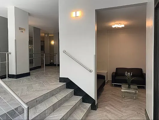 Rented by Avenues Real Estate | media 17
