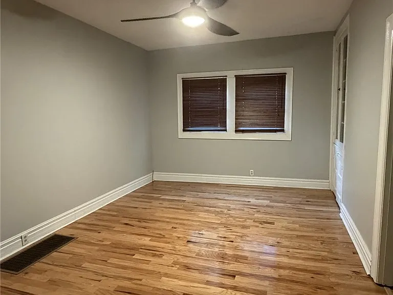 1214 Goe Ave — Photo 11