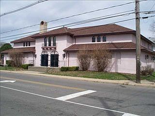 2nd image of 116 E 19th St