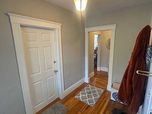 4th image of 4466 Washington St Floor 2