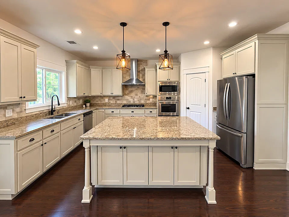 657 W Old Territory Trl