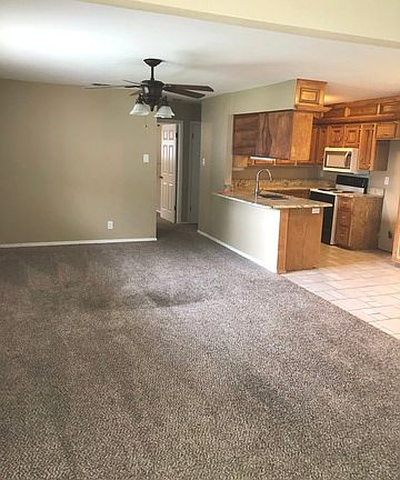 3rd image of 4807 Dick Gordon Dr