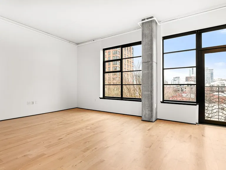 420 NW 11th Ave #506 — Photo 5