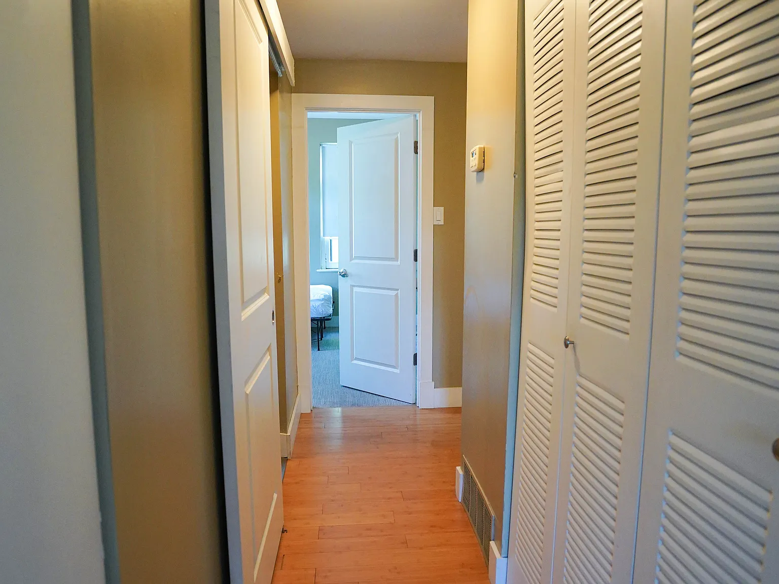 2 bed, 828 sqft, $1,895 — Photo 2