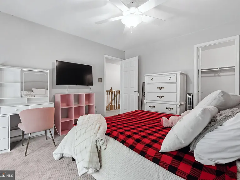 900 Hickory Cir — Photo 36