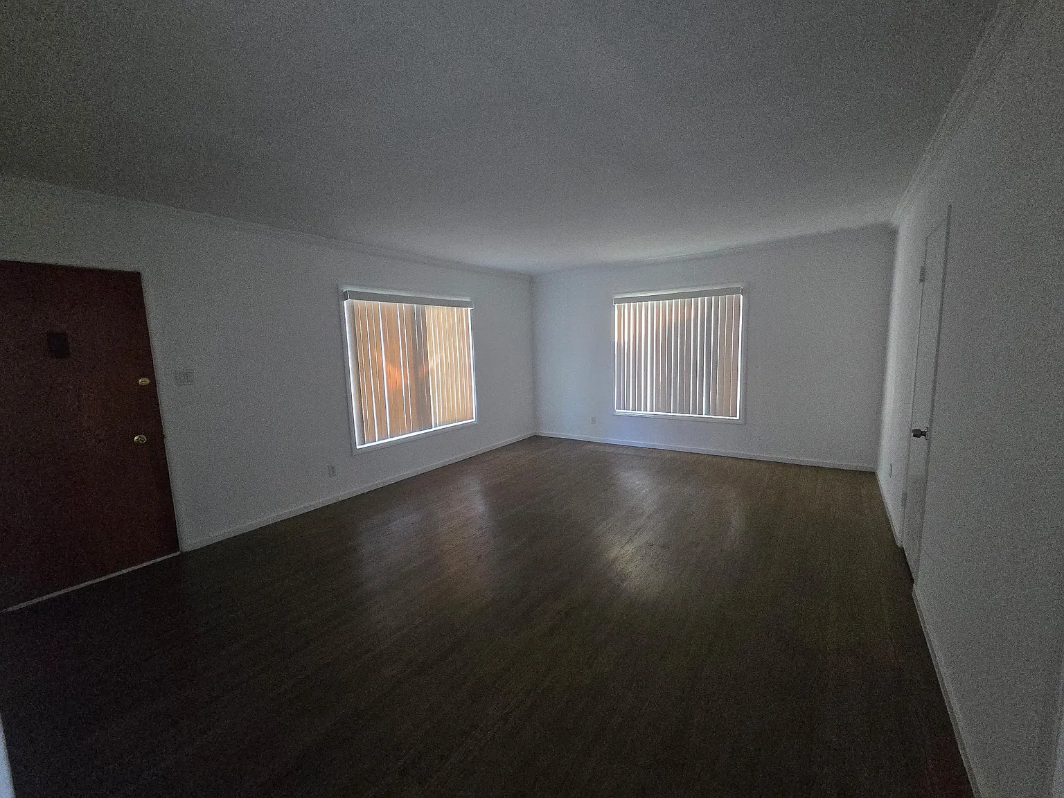 2 bed, 650 sqft, $2,575 — Photo 4