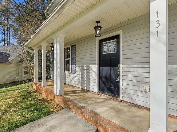 3rd image of 131 Pondfield Ct