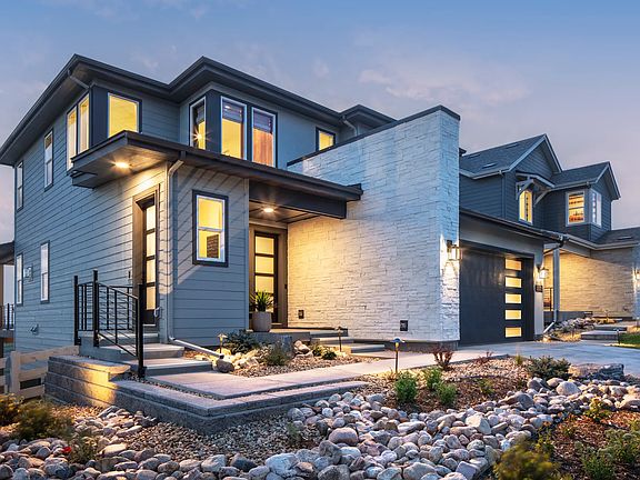 Layla Model Exterior