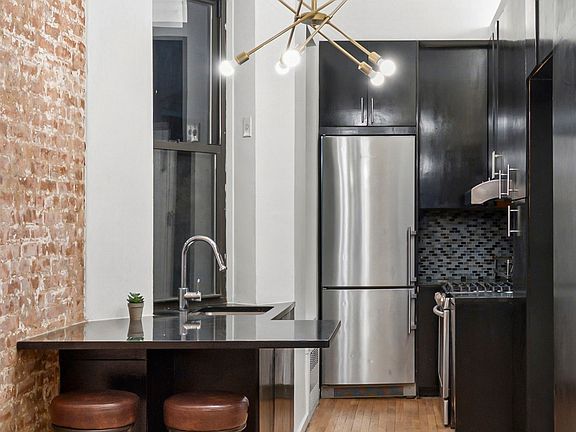 5th image of 529 E 88th St APT 1D