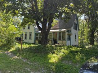 21 Dearborn Rd, Hiram, ME 04041