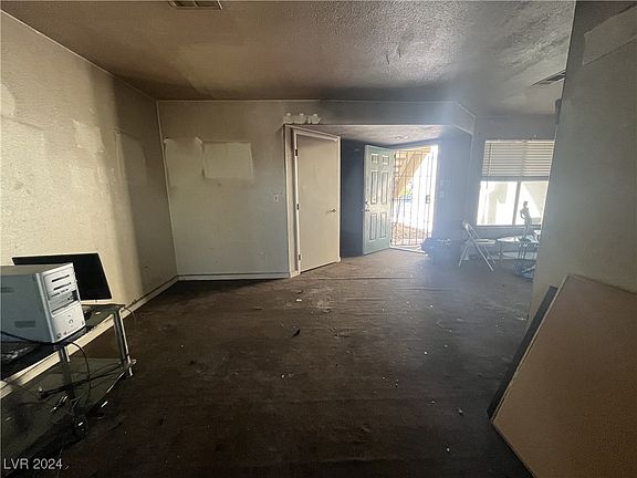 5th image of 4200 Odoul Ave Unit 102