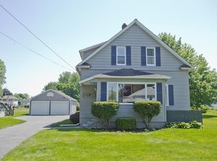 31 Riverpark Ave, Chicopee, MA 01013