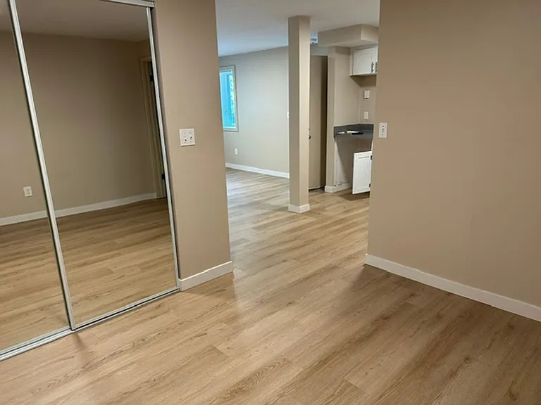 East Vista — Photo 15