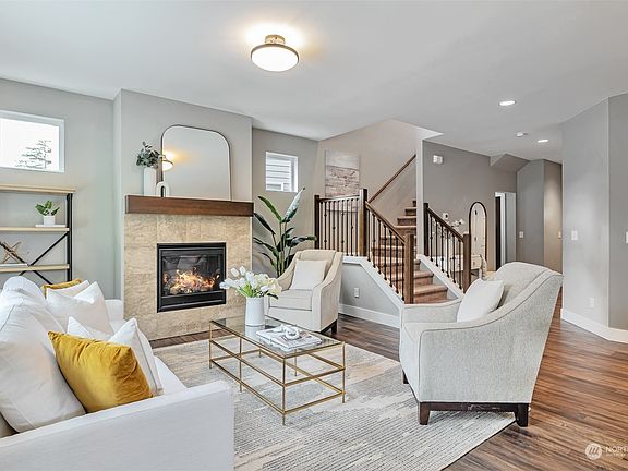 5th image of 716 207th Street SW #15