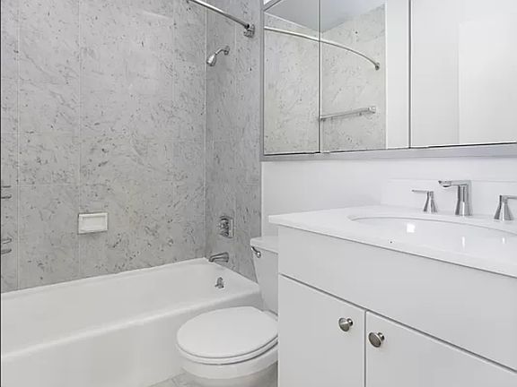 5th image of 245 E 44th St APT 9C