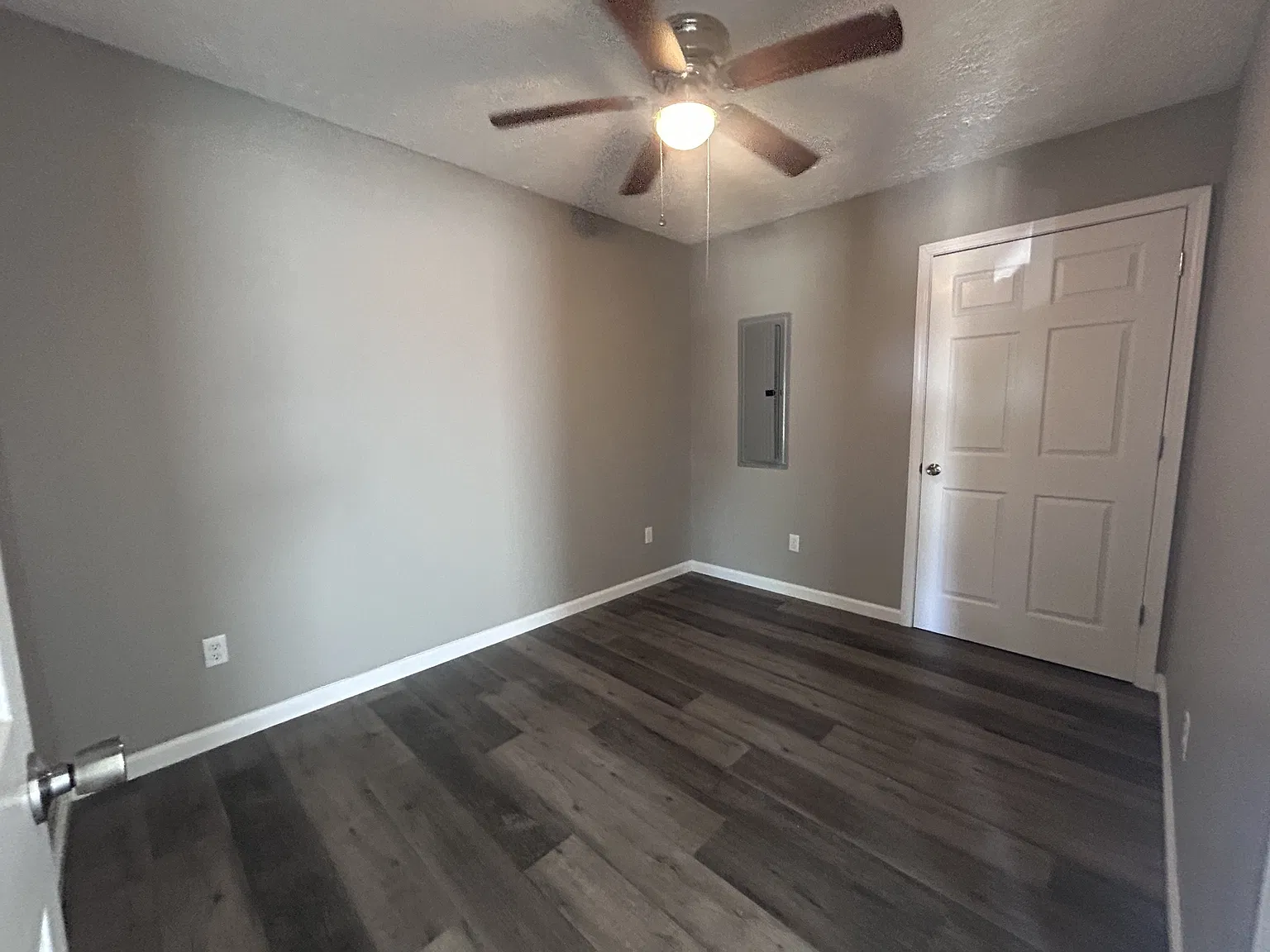 108 Scott Drive — Photo 4