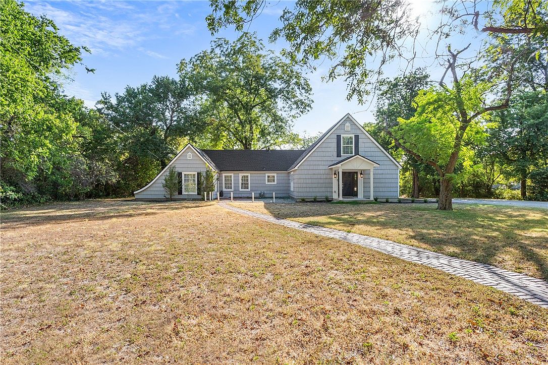 219 N Avenue M, Clifton, TX 76634 MLS 217614 Zillow